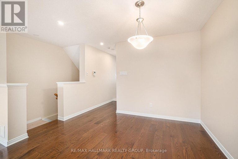 28460428/17-170-den-haag-drive/carson-meadows/ottawa/ontario/K1K2V7_17