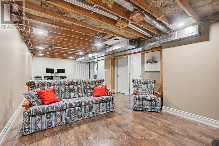 29679626/493-laurier-street/town-of-rockland/clarence-rockland/ontario/K4K1E7_21