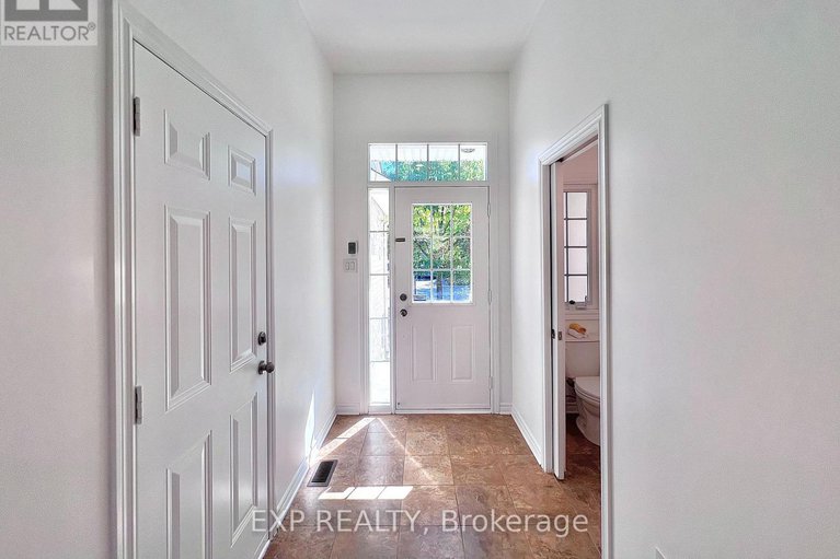 28928312/457-foxhall-way/bridlewood/ottawa/ontario/K2M0G2_4