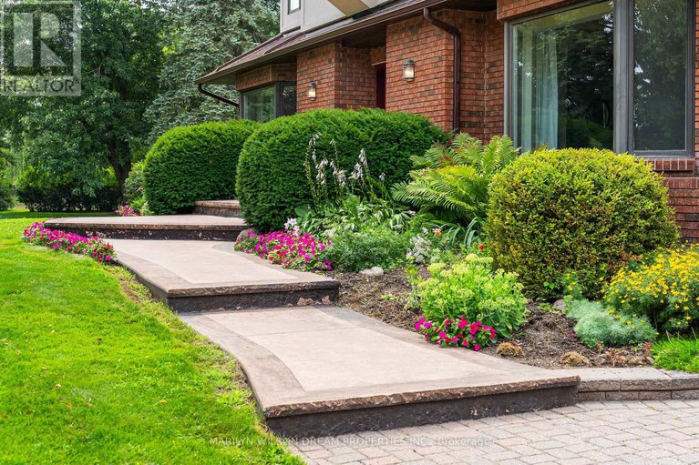 28783066/3-east-healey-avenue/stittsville-south/ottawa/ontario/K2S1J9_4