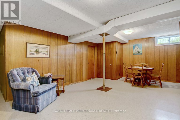 28697255/617-gardenvale-road/castle-heightsrideau-high/ottawa/ontario/K1K1E5_26