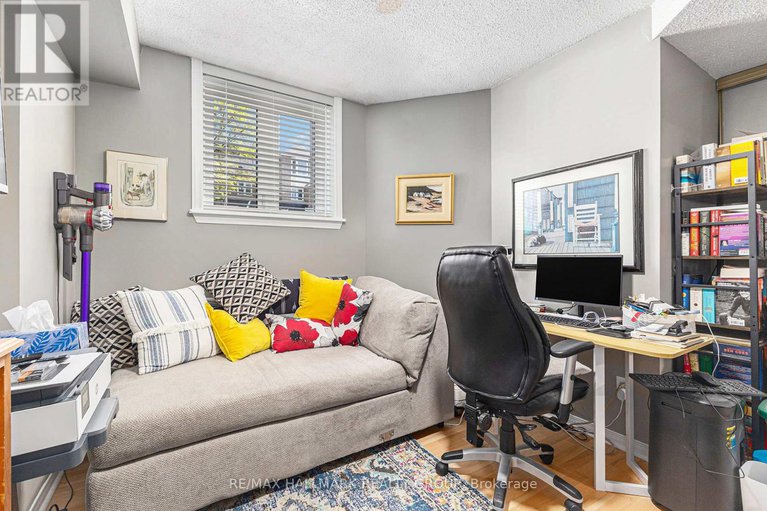 28394820/63-briston-private/hunt-club-park/ottawa/ontario/K1G5P8_13