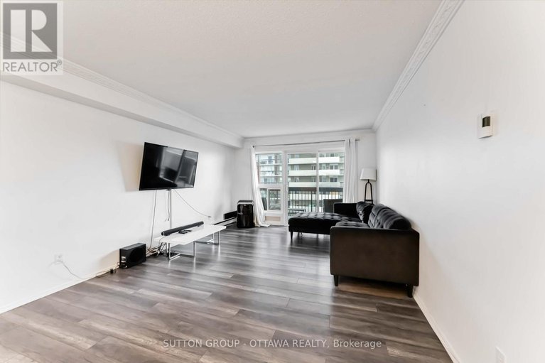 28772469/705-158c-mcarthur-avenue/vanier/ottawa/ontario/K1L8E7_13