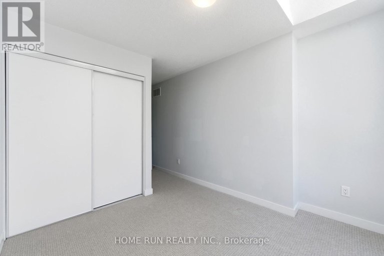 29327133/752-kinstead-private/stittsville-north/ottawa/ontario/K2S3B3_31