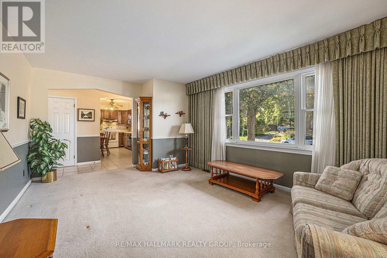 28902420/2023-vincent-street/elmvale-acres/ottawa/ontario/K1G2M8_4