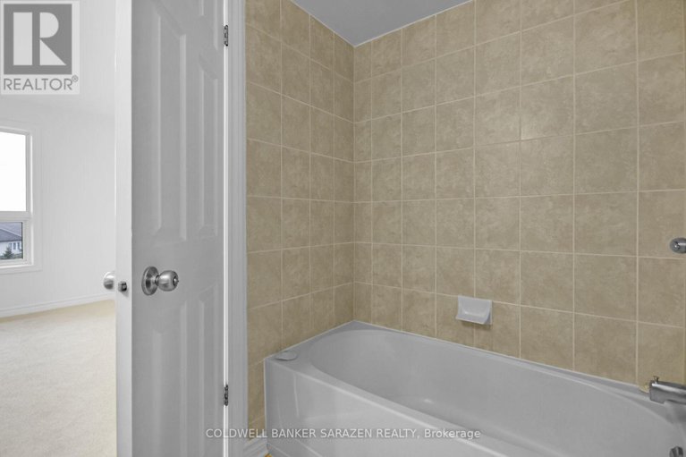 28364573/797-lakeridge-drive/avalon-east/ottawa/ontario/K4A0N4_31