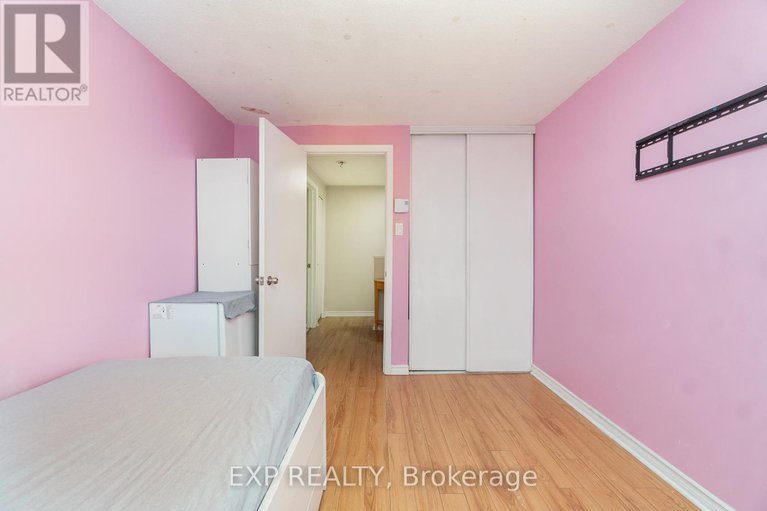 28939724/18-2640-draper-avenue/redwood-park/ottawa/ontario/K2H7A1_13