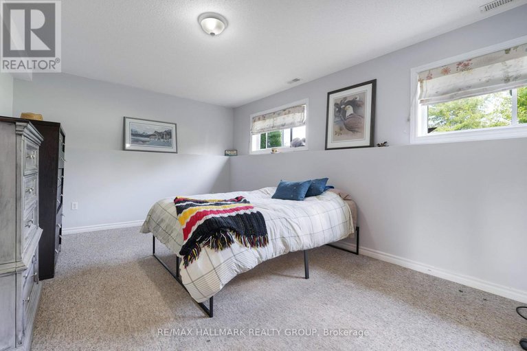 28430481/184-old-pakenham-road/fitzroy/ottawa/ontario/K0A1X0_34