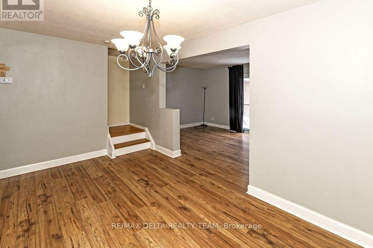 29179662/3024-fairlea-crescent/heron-gateindustrial-park/ottawa/ontario/K1V8T7_25