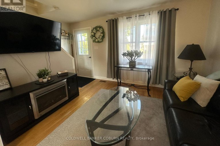 29622965/22-casselman-road/morrisburg/south-dundas/ontario/K0C1X0_6