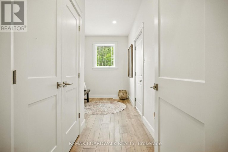 29602220/665-drummond-5b-concession/drummond-n-elmsley-drummond-twp/drummondnorth-elmsley/ontario/K7H3C8_27