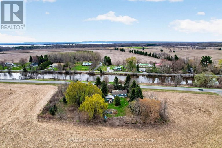 29682243/20051-county-rd-17-road/south-glengarry-charlottenburgh-twp/south-glengarry/ontario/K0C1L0_42