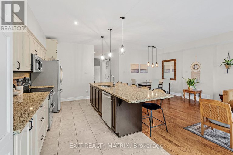 28562975/6770-breanna-cardill-street/greely/ottawa/ontario/K4P0C3_12