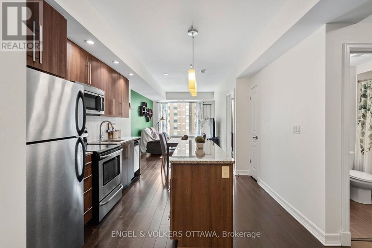 29581110/811-238-besserer-street/sandy-hill/ottawa/ontario/K1N6B1_11