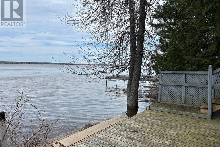 29441704/2496-river-road/mcnabbraeside-twps/mcnabbraeside/ontario/K0A1G0_44