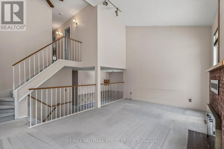 29369222/14-haywood-crescent/katimavik/ottawa/ontario/K2L2J2_20