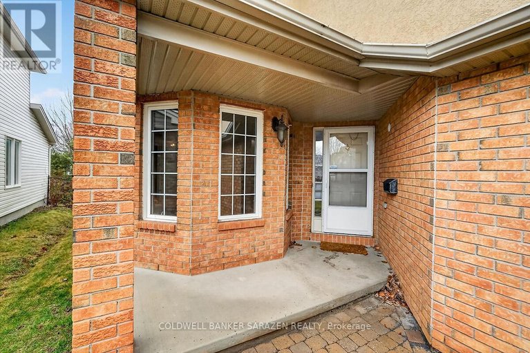 29660600/33-rialto-way/hunt-club-parkgreenboro/ottawa/ontario/K1T4B3_3