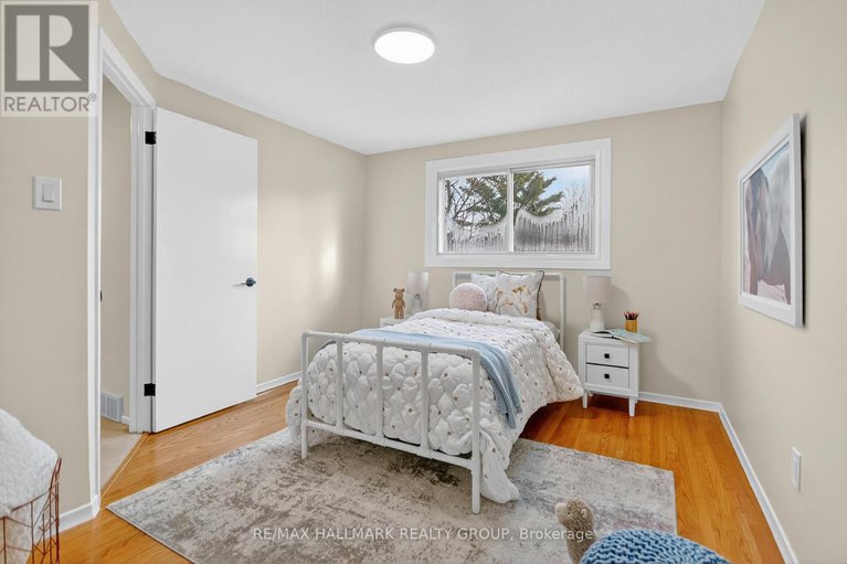 29129242/89-westpark-drive/blackburn-hamlet/ottawa/ontario/K1B3G4_32