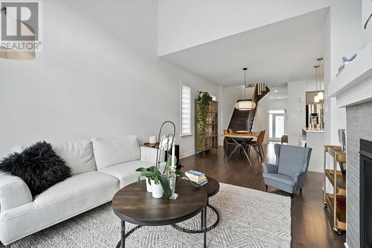 28722166/391-cornice-street/mer-bleuebradley-estatesanderson-park/ottawa/ontario/K1W0P7_11