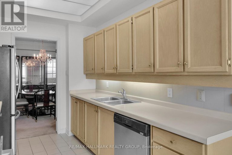 28921400/2204-1480-riverside-drive/riverview-park/ottawa/ontario/K1G5H2_17