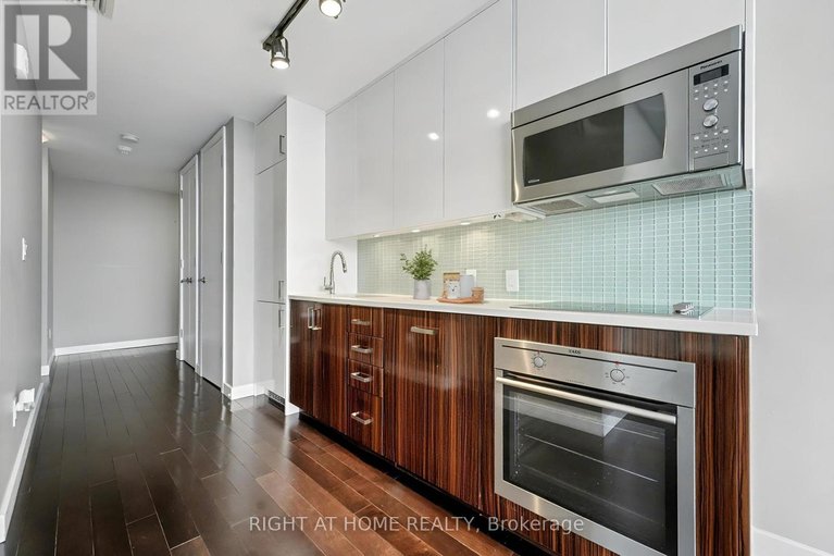 29121240/1602-201-parkdale-avenue/mechanicsville/ottawa/ontario/K1Y1E8_6