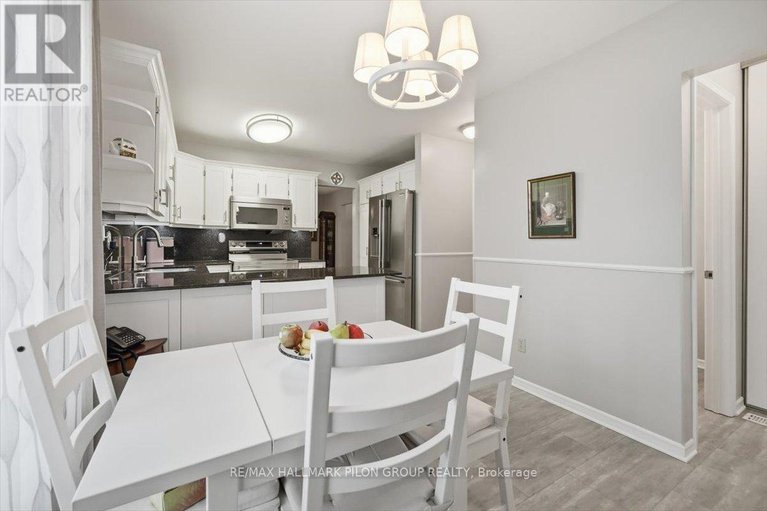 29075006/1066-taffy-lane/convent-glen-north/ottawa/ontario/K1C1Y5_10