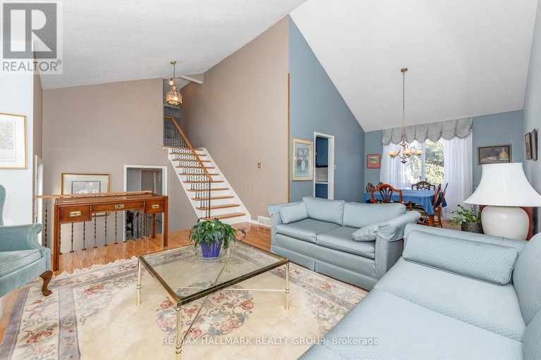 29331900/13-trotting-way/bridlewood/ottawa/ontario/K2M1B3_8