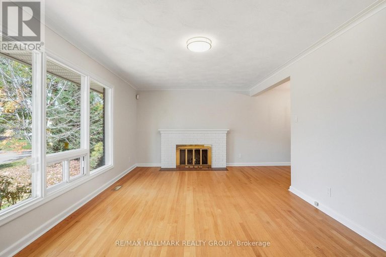 29046798/1760-laxton-crescent/bel-air-heights/ottawa/ontario/K2C2N3_7