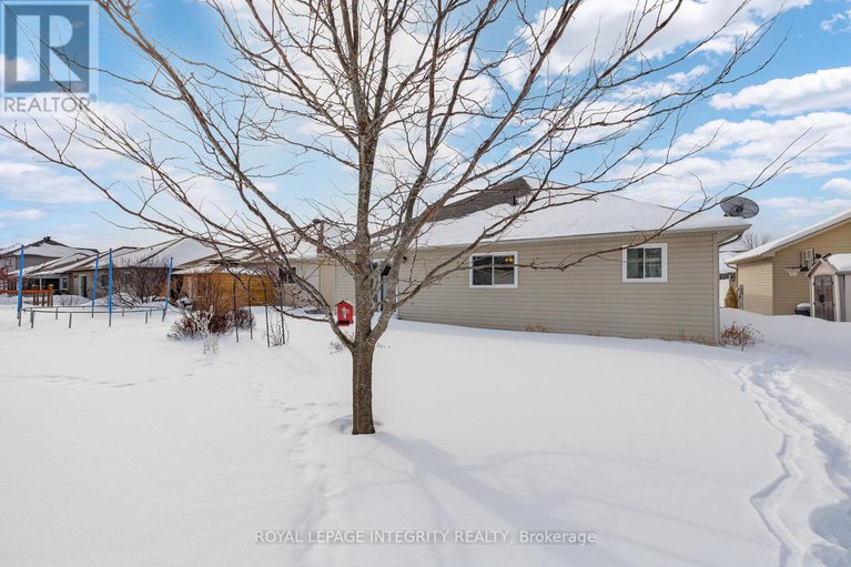 29377762/59-johanna-street/almonte/mississippi-mills/ontario/K0A1A0_33