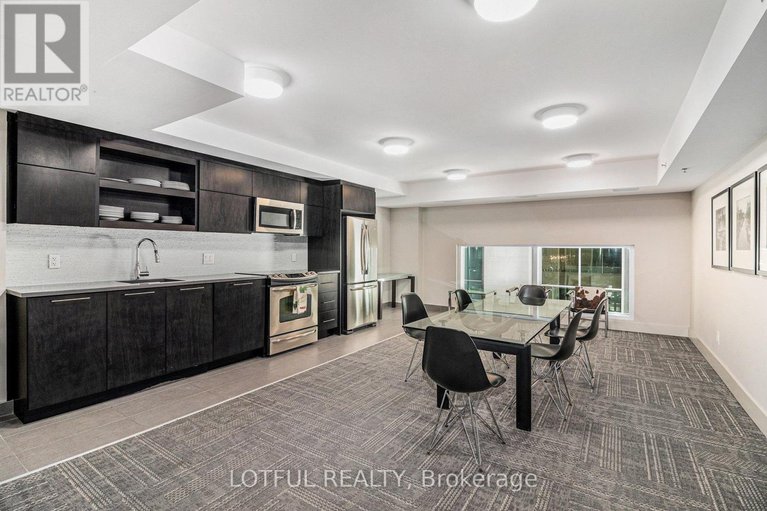 28443665/701-98-richmond-road/westborohampton-park/ottawa/ontario/K1Z0B2_28