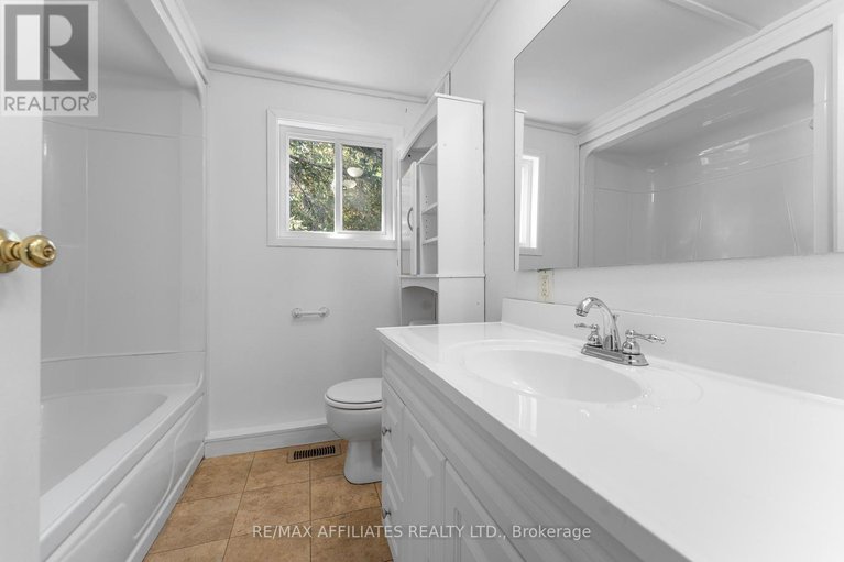 28892154/5-fringewood-drive/fringewood/ottawa/ontario/K2S1T1_23