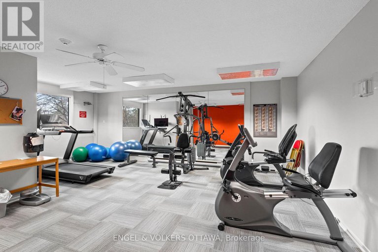 29026239/1007-1195-richmond-road/woodroffe/ottawa/ontario/K2B8E4_36