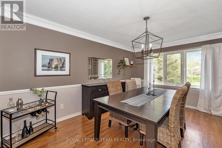 28330707/6891-twin-lakes-avenue/greely/ottawa/ontario/K4P1P1_11