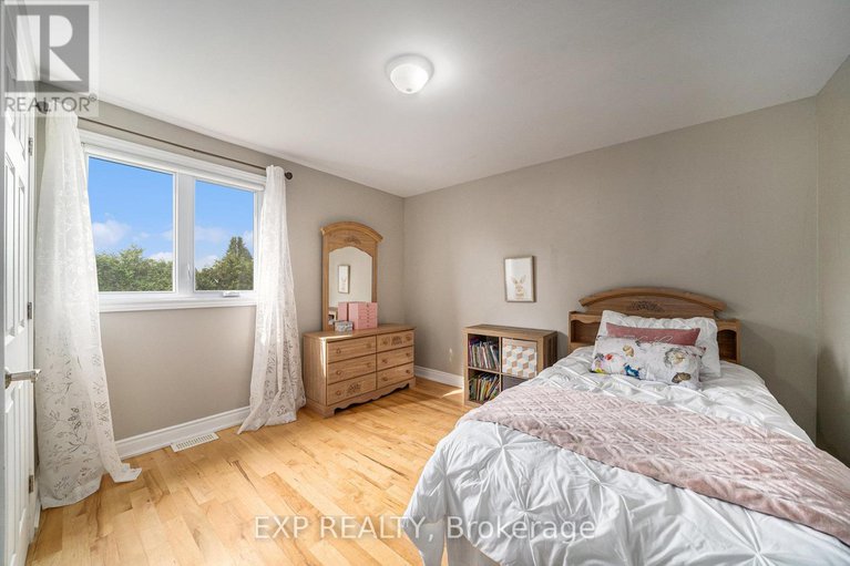 28516160/4806-frank-kenny-road/sarsfieldbearbrook/ottawa/ontario/K0A3H0_16