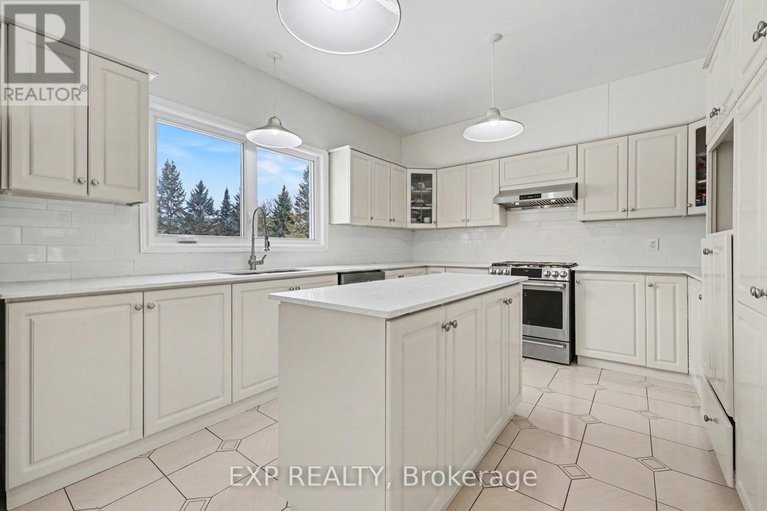 29630937/5749-knights-drive/manotick-east-to-manotick-station/ottawa/ontario/K4M1K2_11