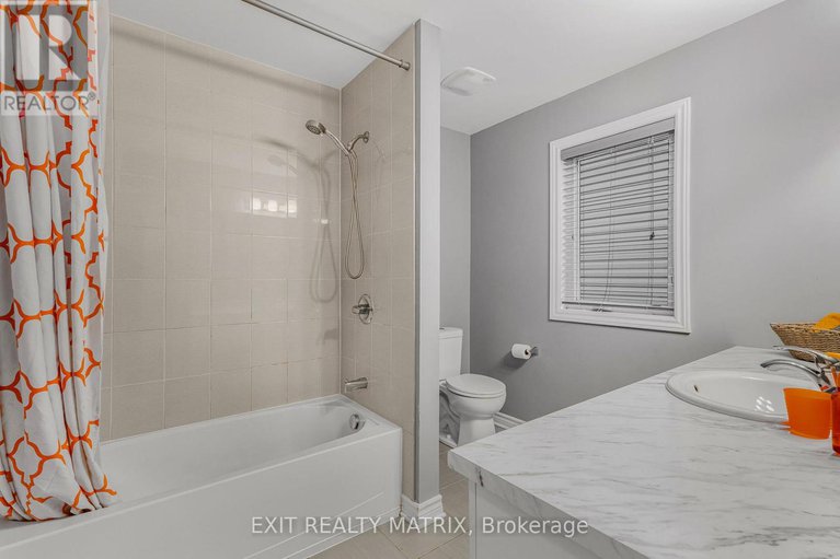 28923461/700-magnolia-street/avalon-west/ottawa/ontario/K4A3W4_24