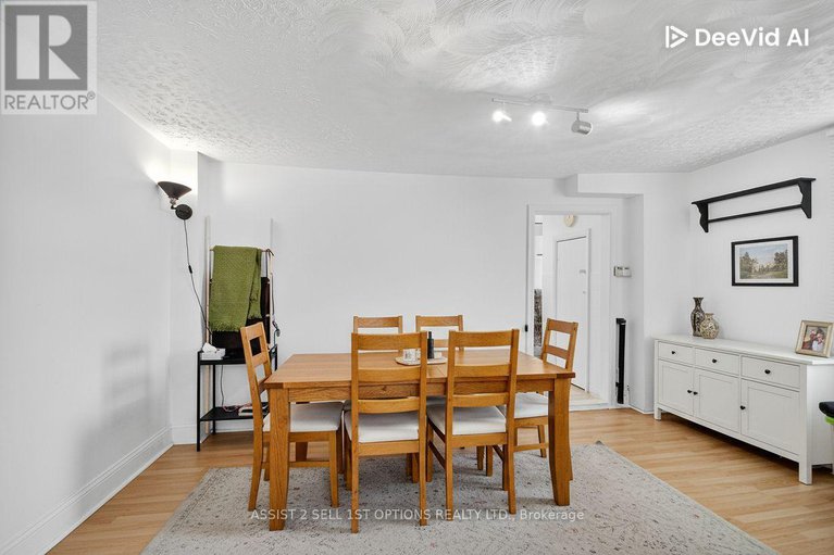 28977057/104-lebreton-street-n/west-centre-town/ottawa/ontario/K1R7H4_4