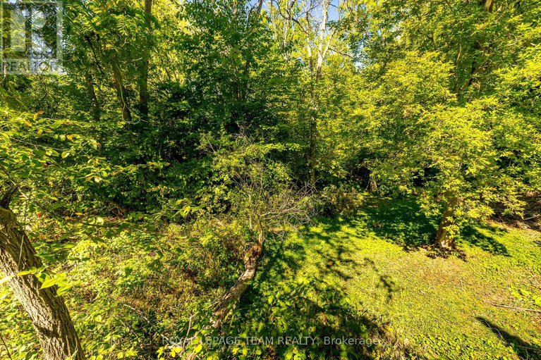 28874937/10-105-parkinson-st-street/kemptville/north-grenville/ontario/K0G1J0_38