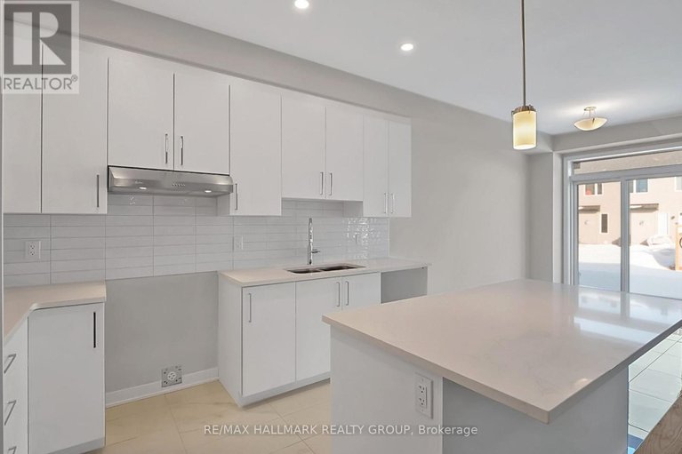 29360425/1922-hawker-private/huntley-ward-south-east/ottawa/ontario/K0A1L0_4