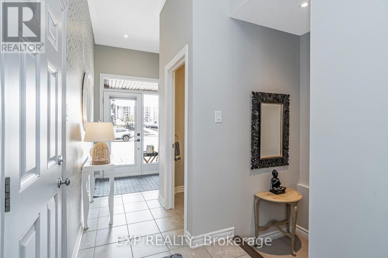 29018596/411-livery-street/emerald-meadowstrailwest/ottawa/ontario/K2V0B5_5
