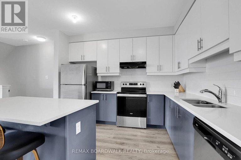 29563577/306-pilot-private/emerald-meadowstrailwest/ottawa/ontario/K2V0S4_19