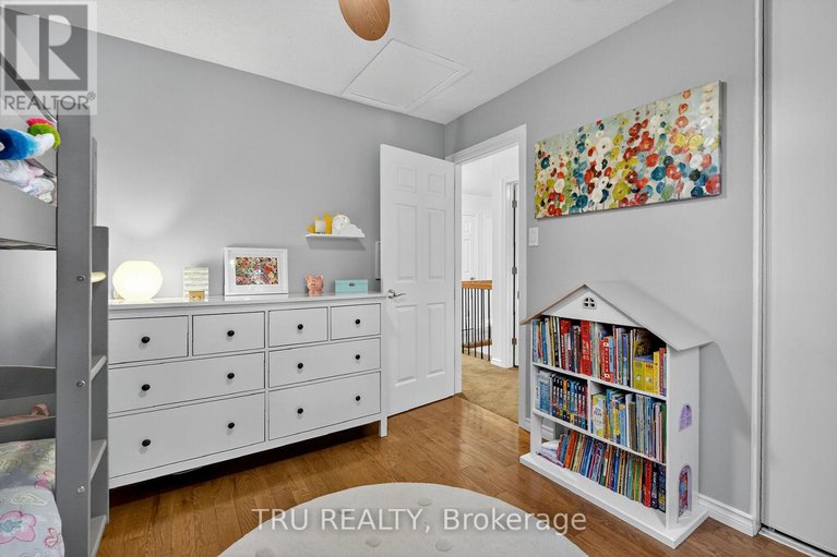 29025912/1518-kamouraska-circle/chateauneuf/ottawa/ontario/K1C3J3_27