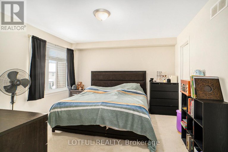 28614851/336-rainrock-crescent/mer-bleuebradley-estatesanderson-park/ottawa/ontario/K1W0J6_10
