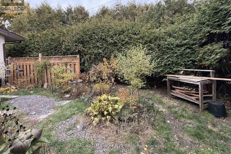 29062143/2424-joliffe-street/hawthorne-meadows/ottawa/ontario/K1G1G9_35