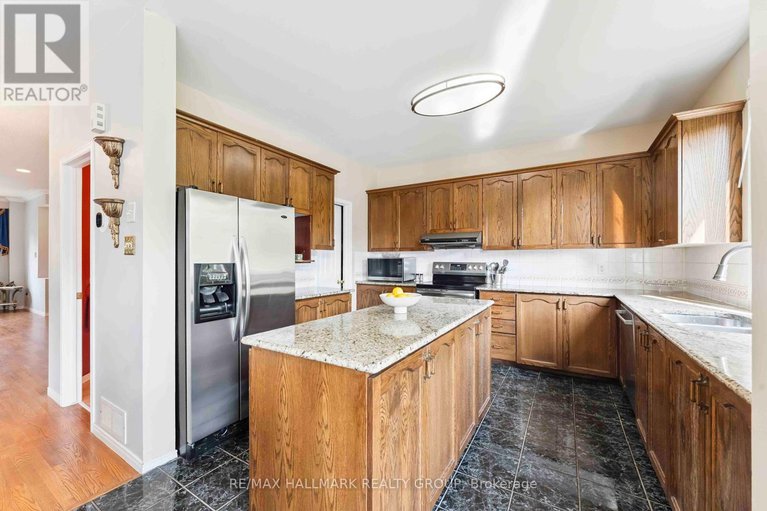 28618344/551-chardonnay-drive/avalon-east/ottawa/ontario/K4A4G7_8