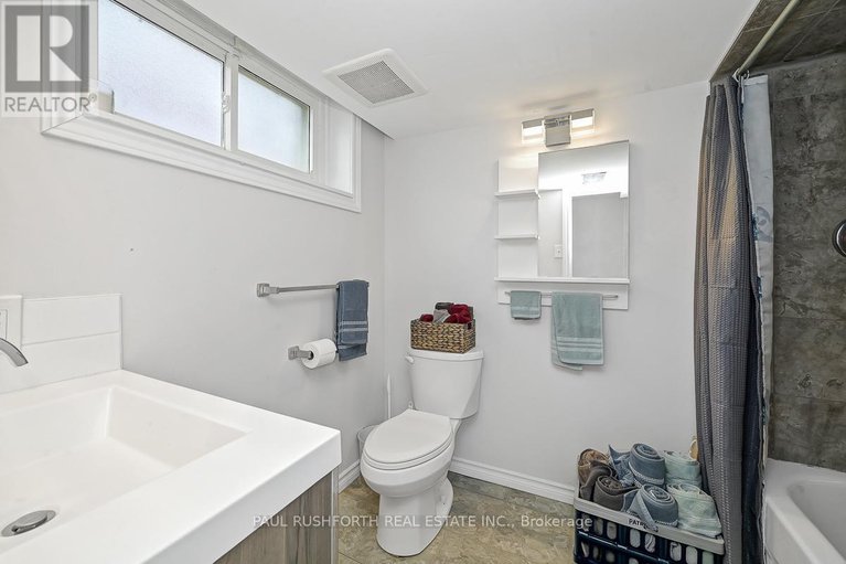 28624239/2390-sudbury-avenue/queensway-terrace-southridgeview/ottawa/ontario/K2C1L8_24