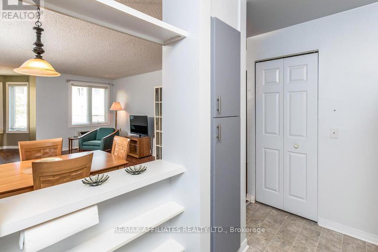 28469653/230-848-seyton-drive/westcliffe-estates/ottawa/ontario/K2H9G6_20