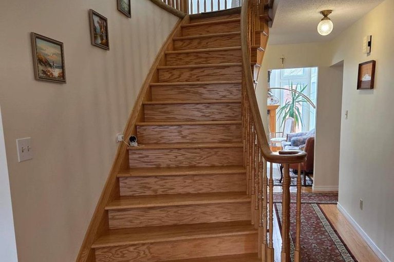 29446145/31-dossetter-way/hunt-club-park/ottawa/ontario/K1G4S3_25