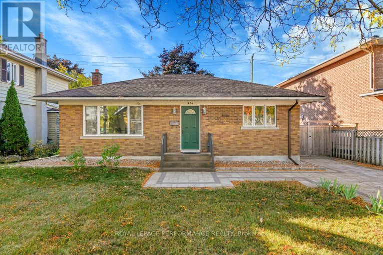 28997583/934-smyth-road/elmvale-acresurbandale/ottawa/ontario/K1G1P6_2