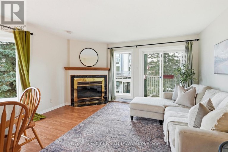 29492225/40-244-briston-private/hunt-club-park/ottawa/ontario/K1G5P9_3